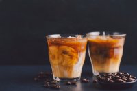 Deze Aziatische koffietrend wil je echt thuis proberen
