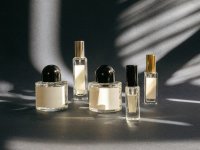 Waarom je nooit meer aan één signatuurparfum genoeg hebt